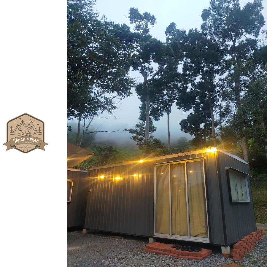 Tanah Merah Glamping Village Kuala Kangsar Exteriör bild