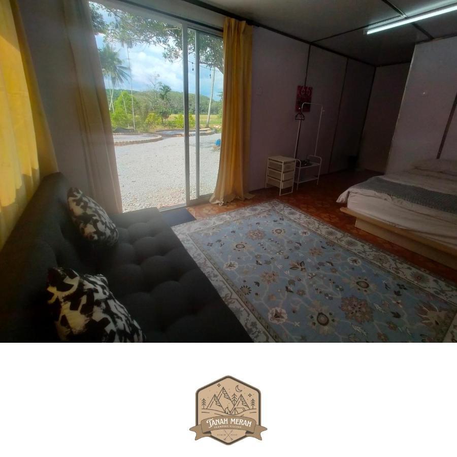 Tanah Merah Glamping Village Kuala Kangsar Exteriör bild