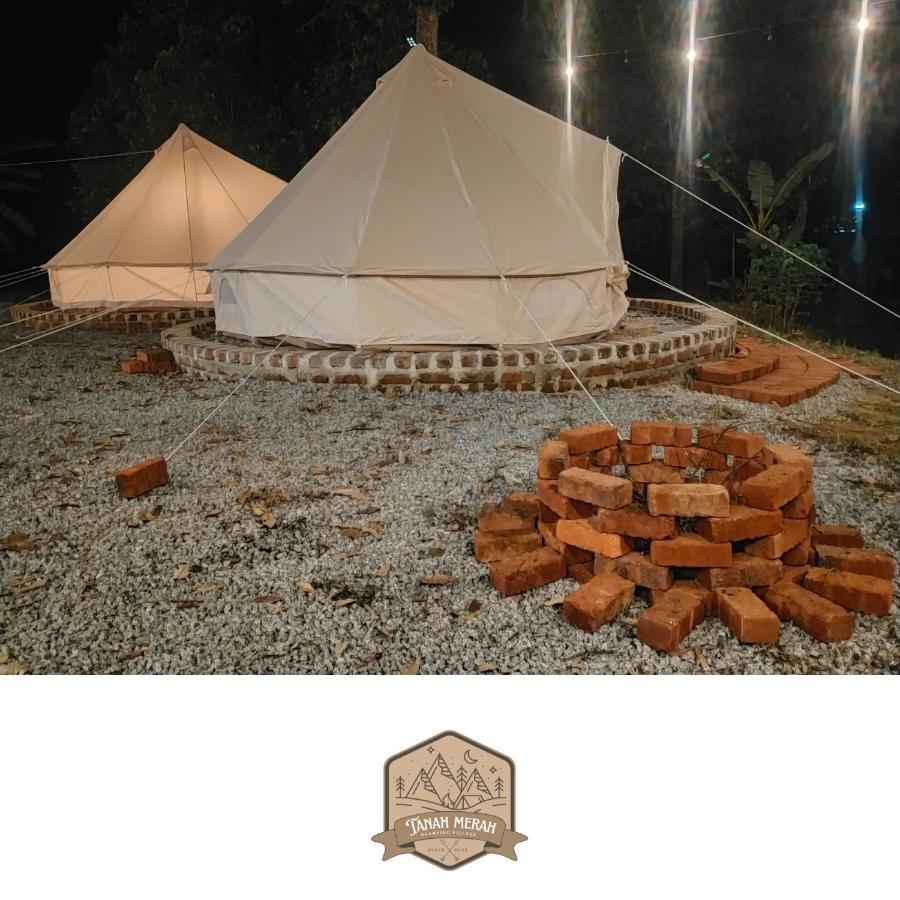 Tanah Merah Glamping Village Kuala Kangsar Exteriör bild