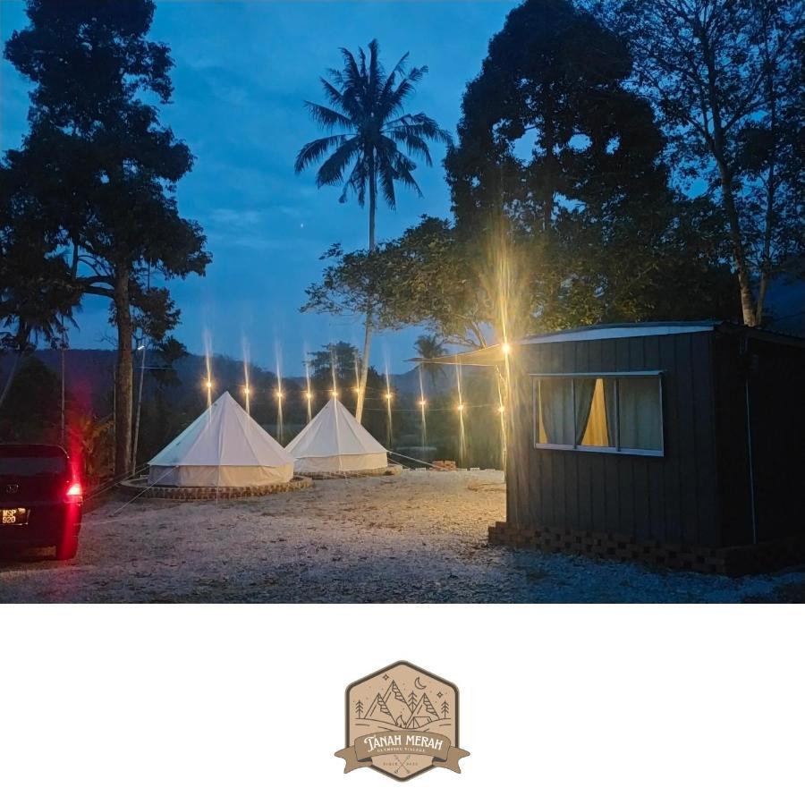 Tanah Merah Glamping Village Kuala Kangsar Exteriör bild